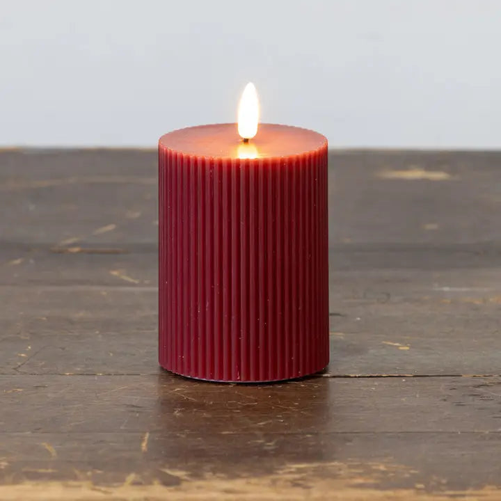 Red Grooved 3D Flame Candle