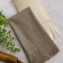 Load image into Gallery viewer, Ruffled Tea Towel