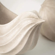 Load image into Gallery viewer, Sculptured Resin Bird Planter