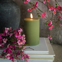 Load image into Gallery viewer, Green Grooved 3D Flame Candle