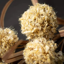 Load image into Gallery viewer, Cream Puff Spray