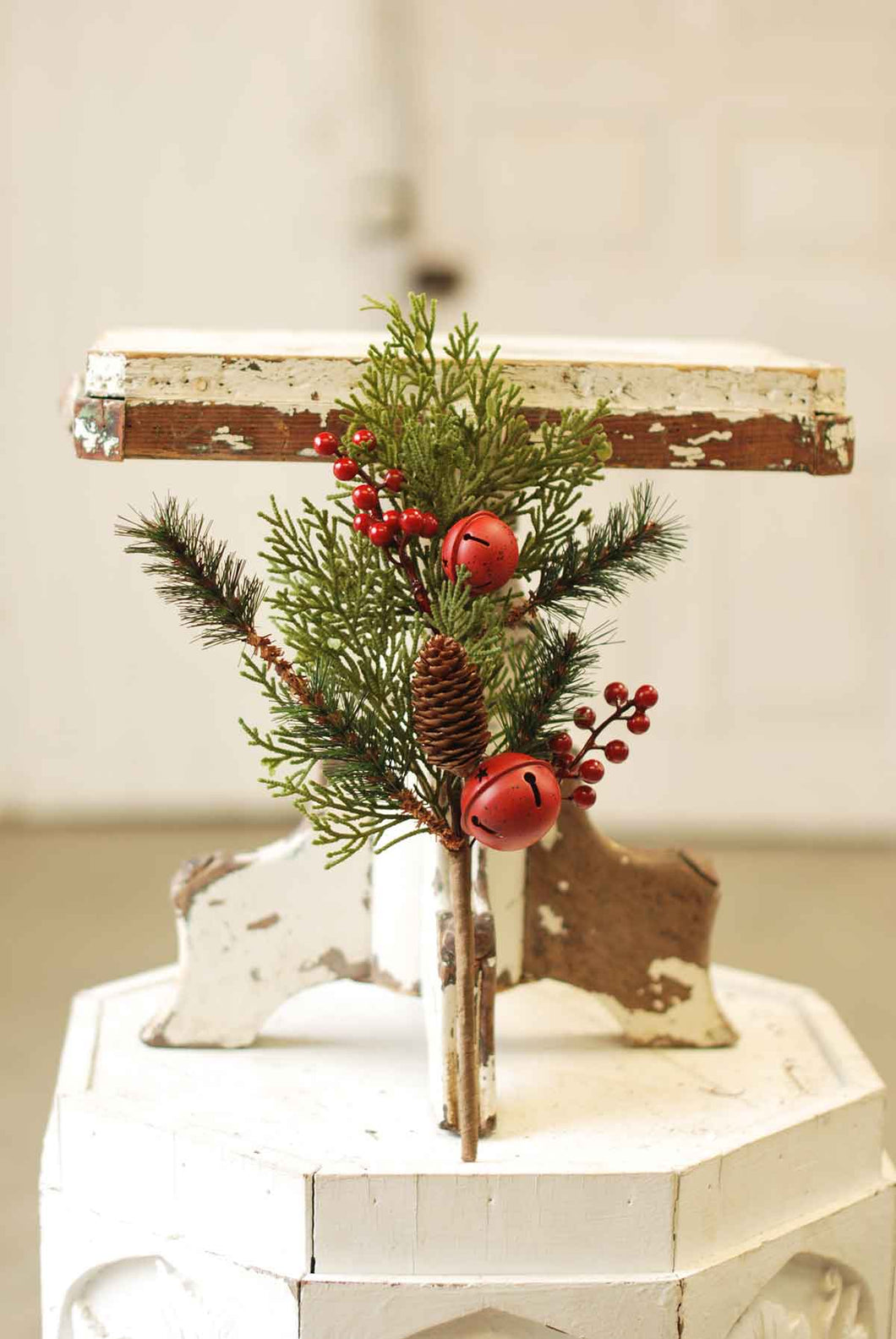 Jingle Pine Pick