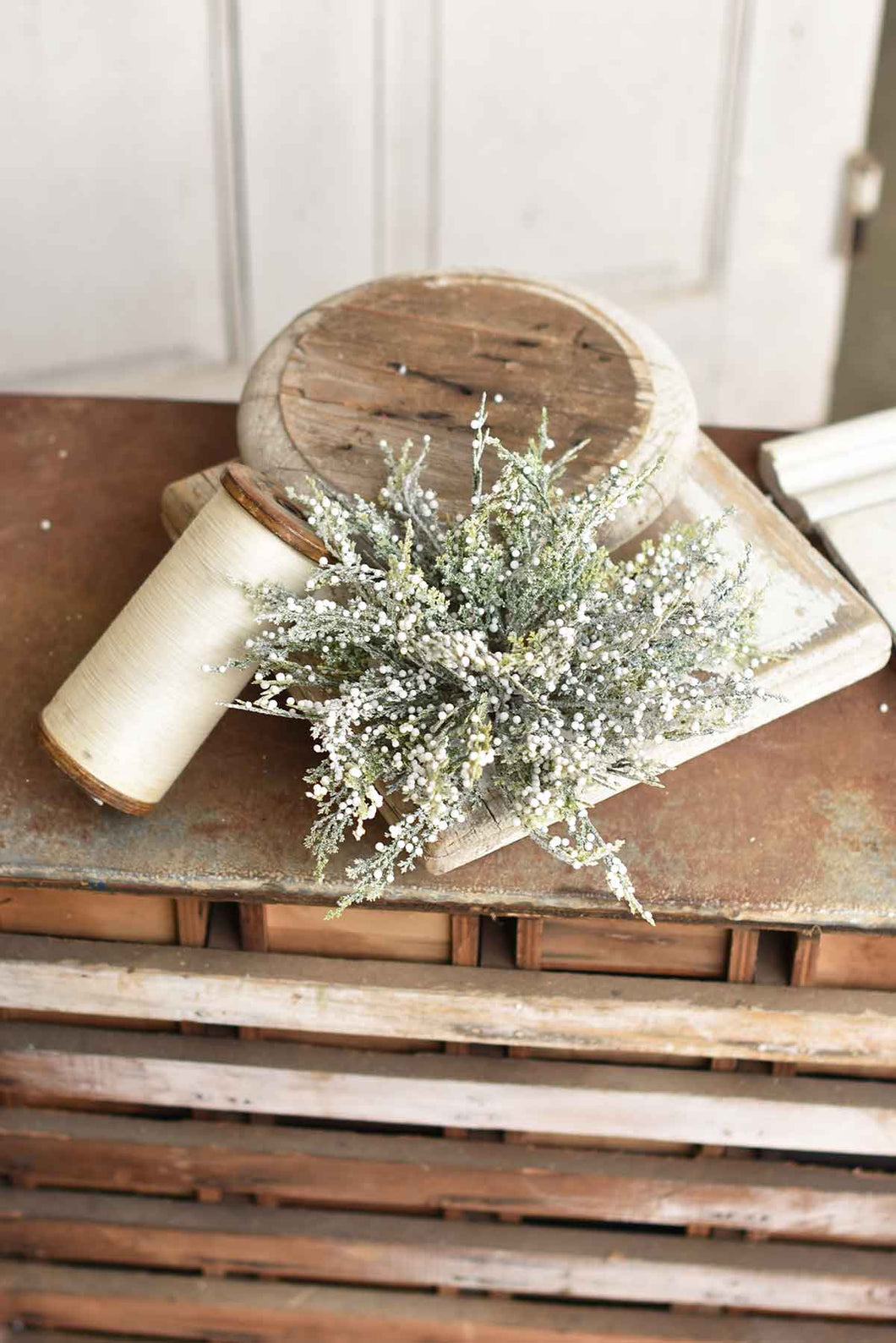 Frost Berry Half Sphere