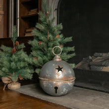 Load image into Gallery viewer, 12&quot; Star Sleigh Bell