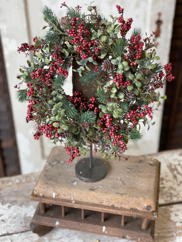 Laden Berry Wreath Red
