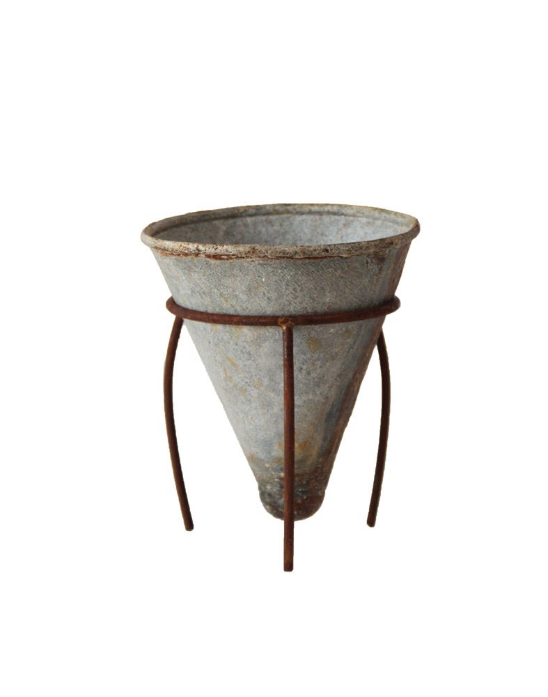 Metal Cone Flower Pot w/ Metal Stand